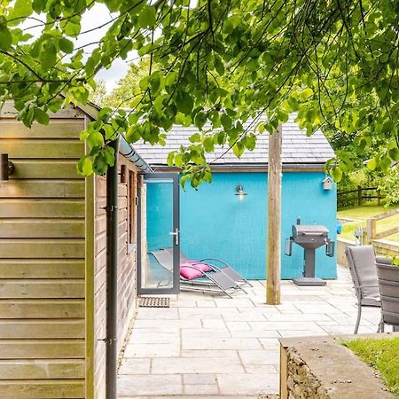 チッペナムCosy Cotswolds Retreat Near Bath & Castle Combeアパートメント エクステリア 写真